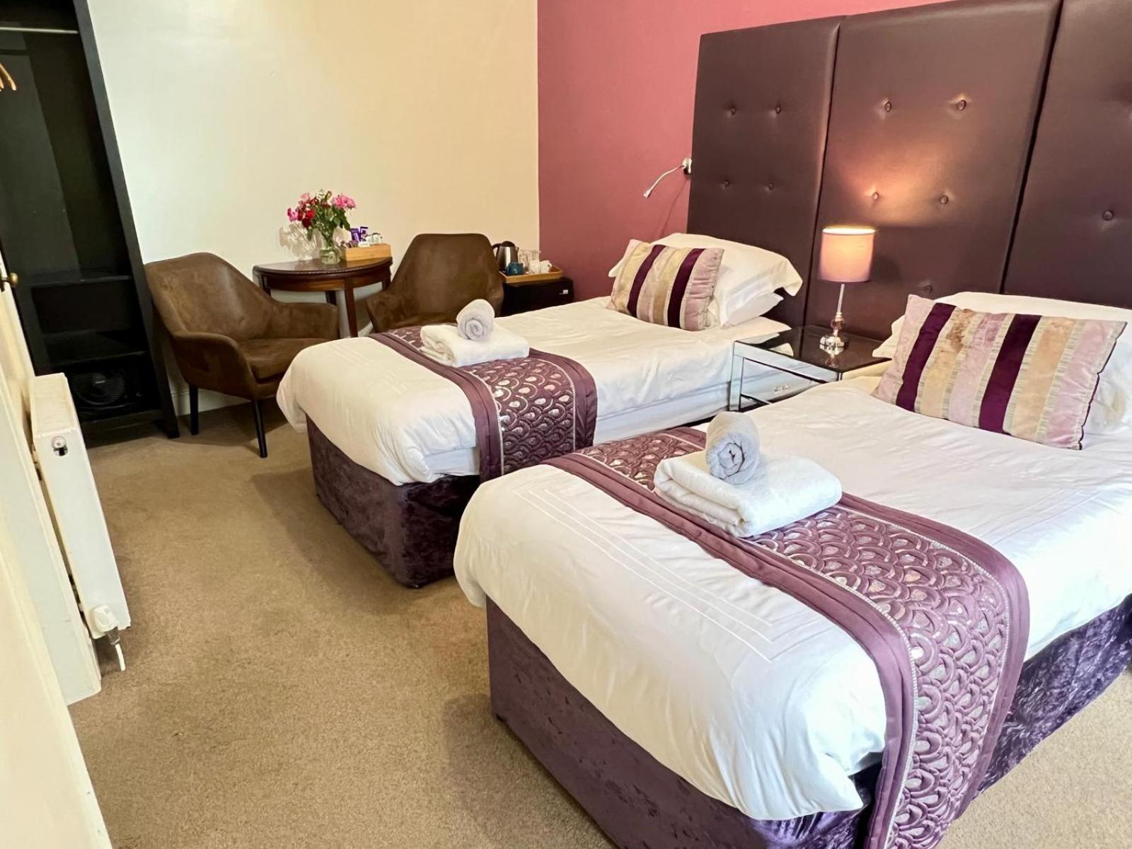Dolgun Uchaf Historic B&B And Cottages In Snowdonia Dolgellau Exteriör bild
