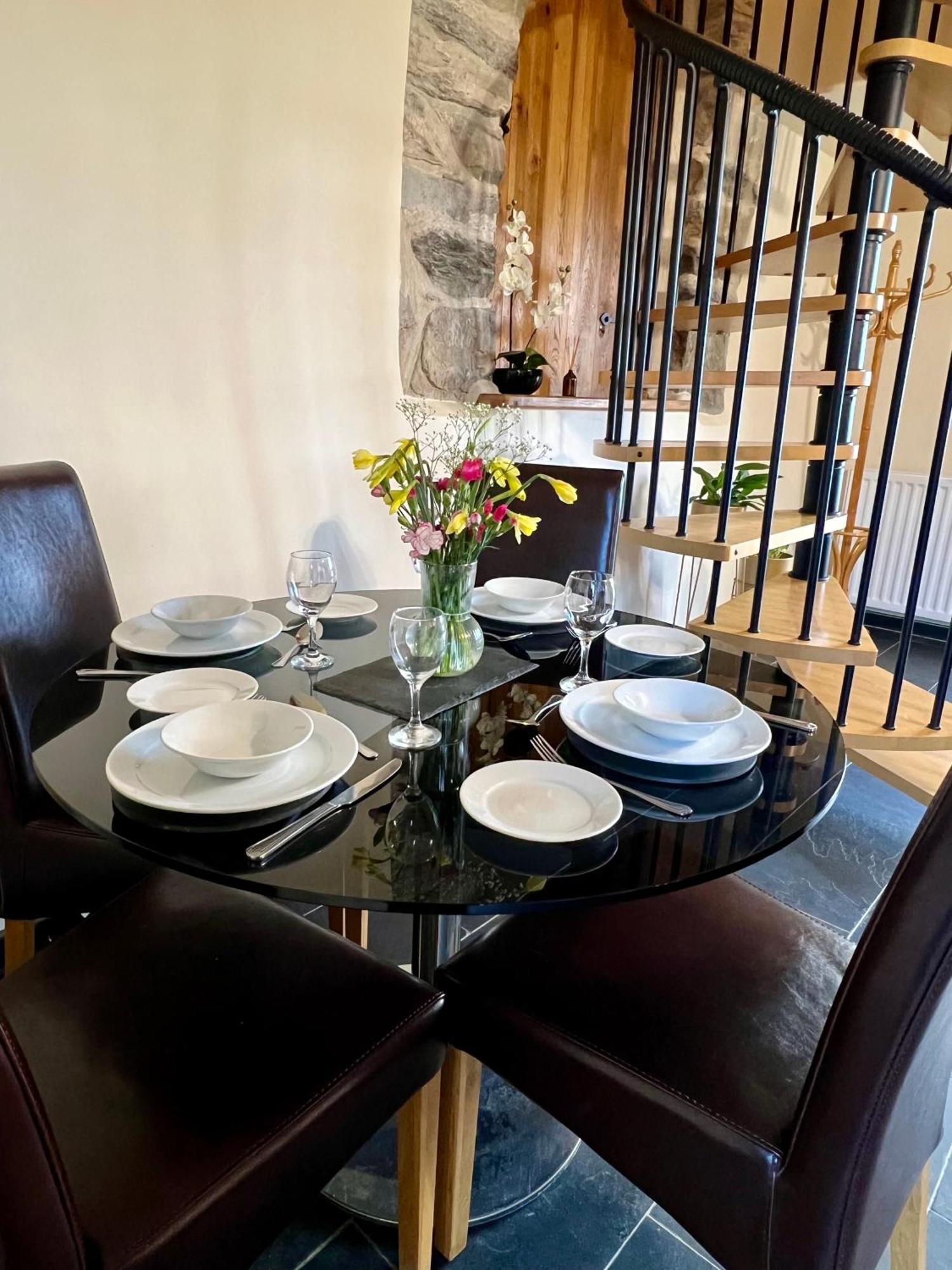 Dolgun Uchaf Historic B&B And Cottages In Snowdonia Dolgellau Exteriör bild