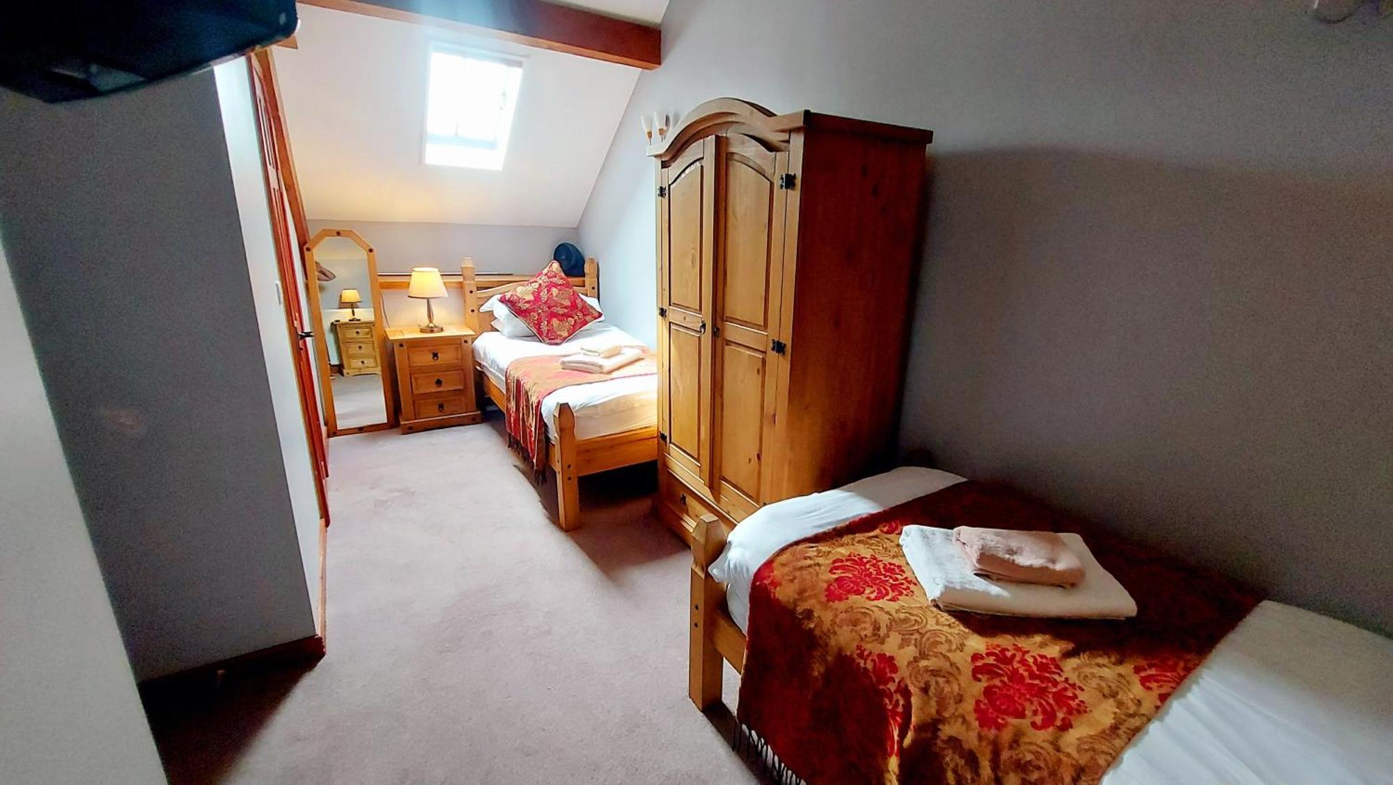 Dolgun Uchaf Historic B&B And Cottages In Snowdonia Dolgellau Exteriör bild