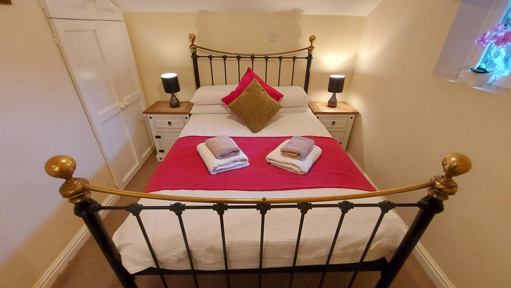 Dolgun Uchaf Historic B&B And Cottages In Snowdonia Dolgellau Exteriör bild