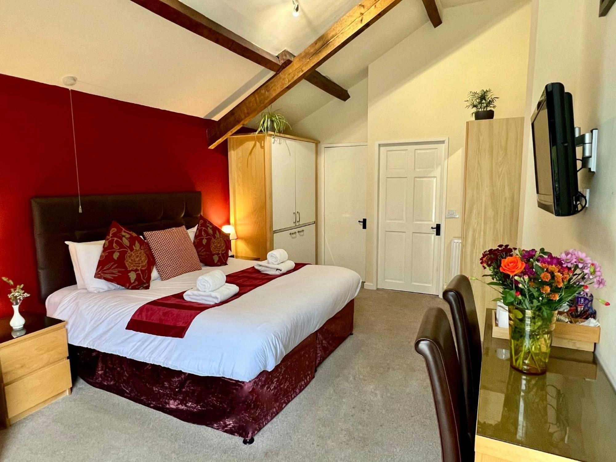 Dolgun Uchaf Historic B&B And Cottages In Snowdonia Dolgellau Exteriör bild