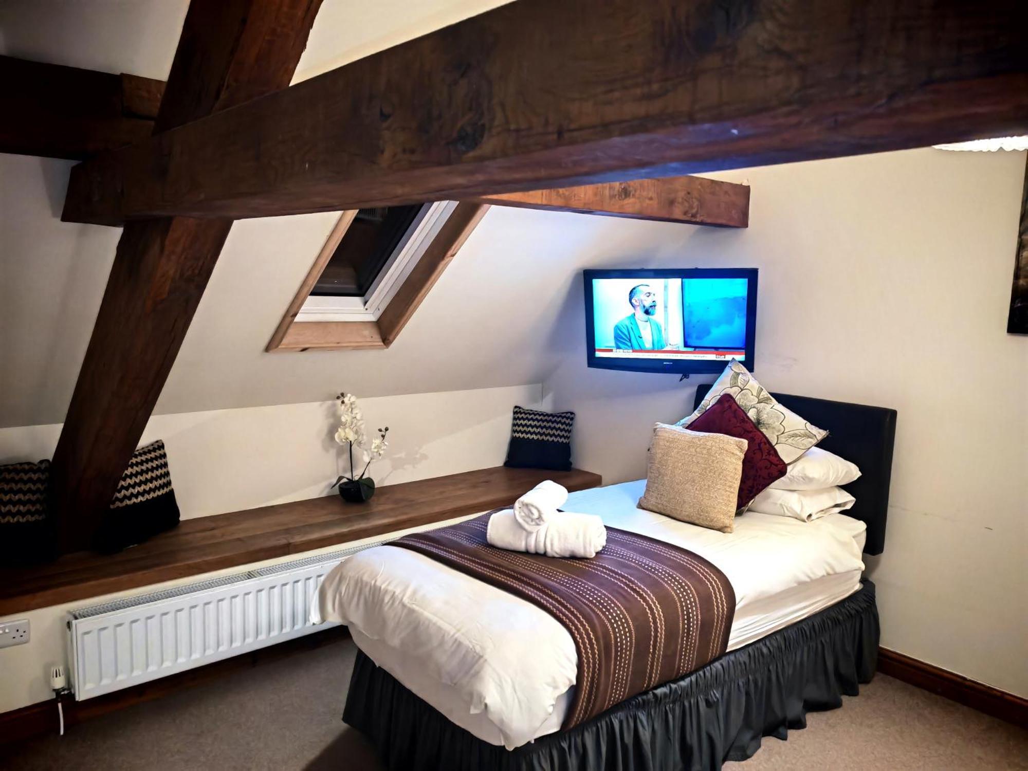 Dolgun Uchaf Historic B&B And Cottages In Snowdonia Dolgellau Exteriör bild