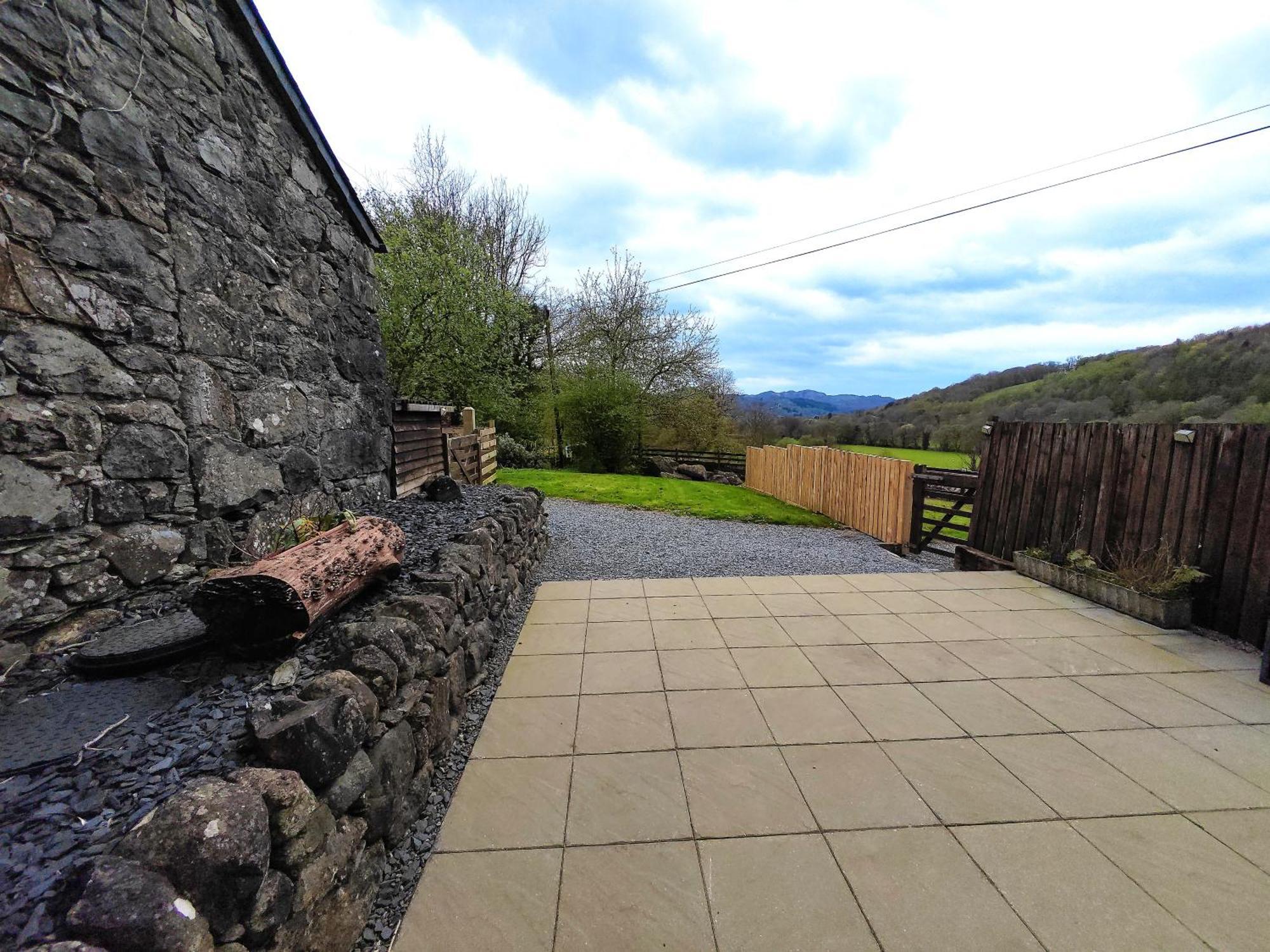 Dolgun Uchaf Historic B&B And Cottages In Snowdonia Dolgellau Exteriör bild