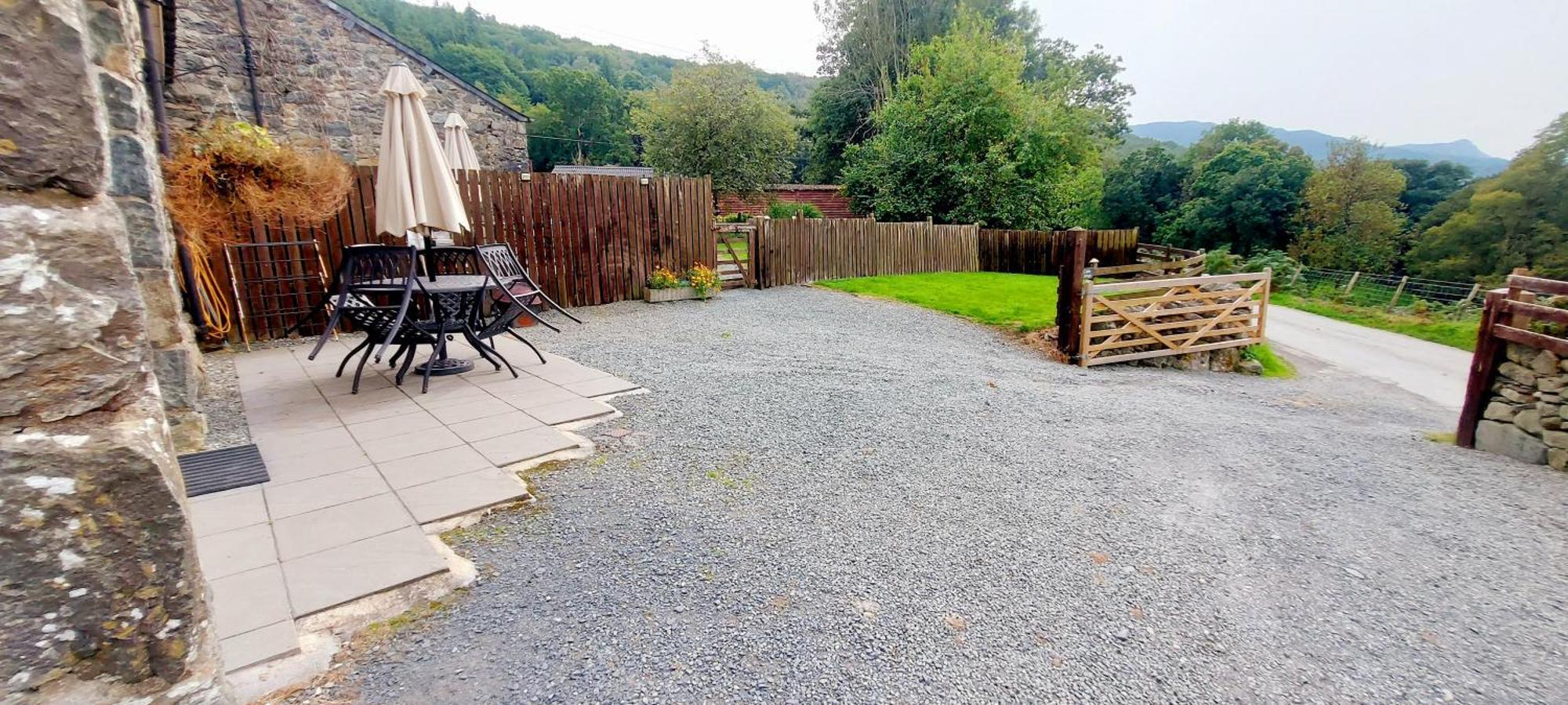 Dolgun Uchaf Historic B&B And Cottages In Snowdonia Dolgellau Exteriör bild